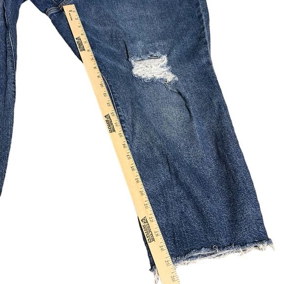 Torrid Perfect Boyfriend Ankle Jeans 26R Distressed Raw Hem Classic Denim - Picture 9 of 15